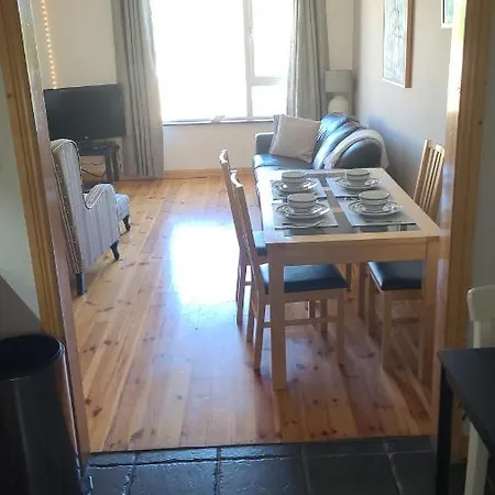 Broadhaven Bay Apartman *