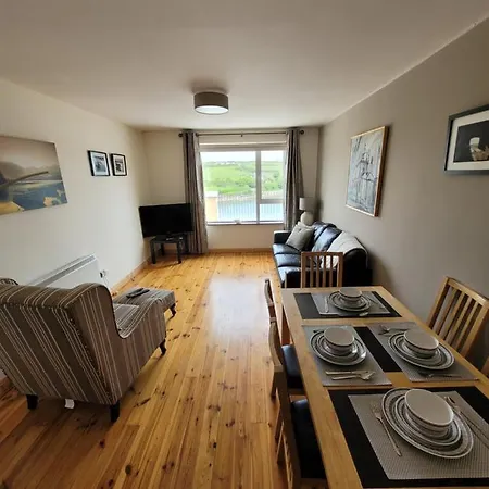 Broadhaven Bay Apartman