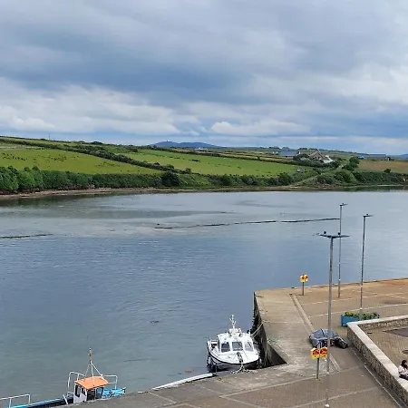 Broadhaven Bay Apartman *